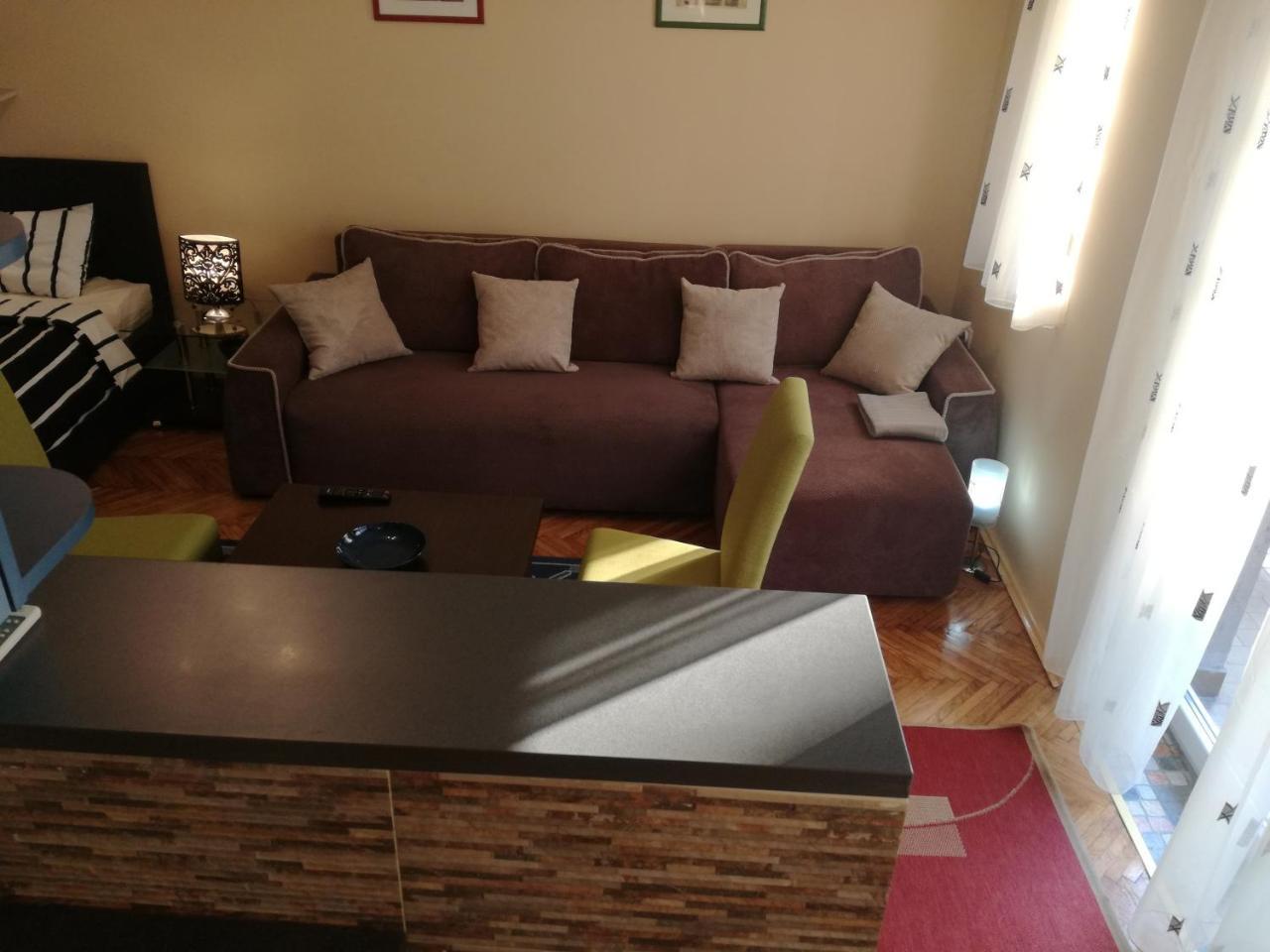 Appartement By The Park Free Parking à Belgrade Extérieur photo